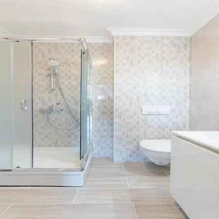Fidelis - One Bedroom With Terrace And Garden View 4 Apartment