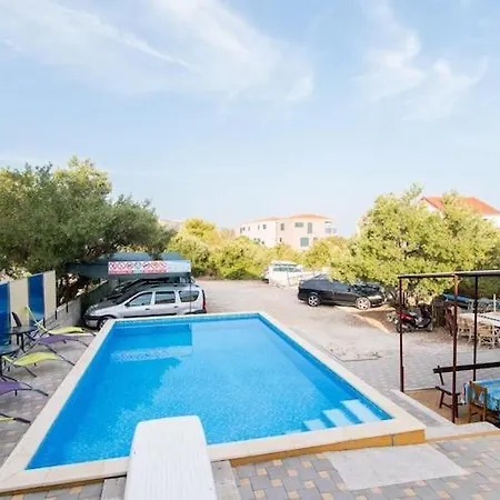 Fidelis - One Bedroom With Terrace And Garden View 4 Apartment