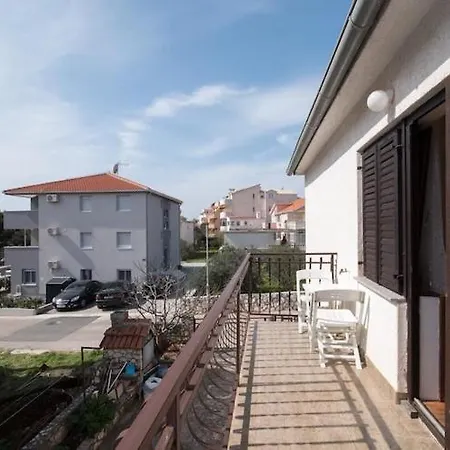 Fidelis - One Bedroom With Terrace And Garden View 4 Apartment *